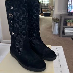 Coach suede with fleece lining boots